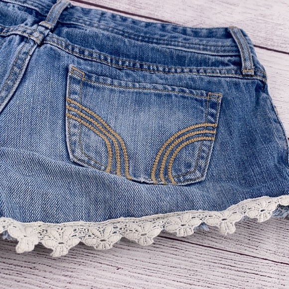 Hollister Short-Short Floral Lace Denim Jeans 25 - Picture 12 of 13